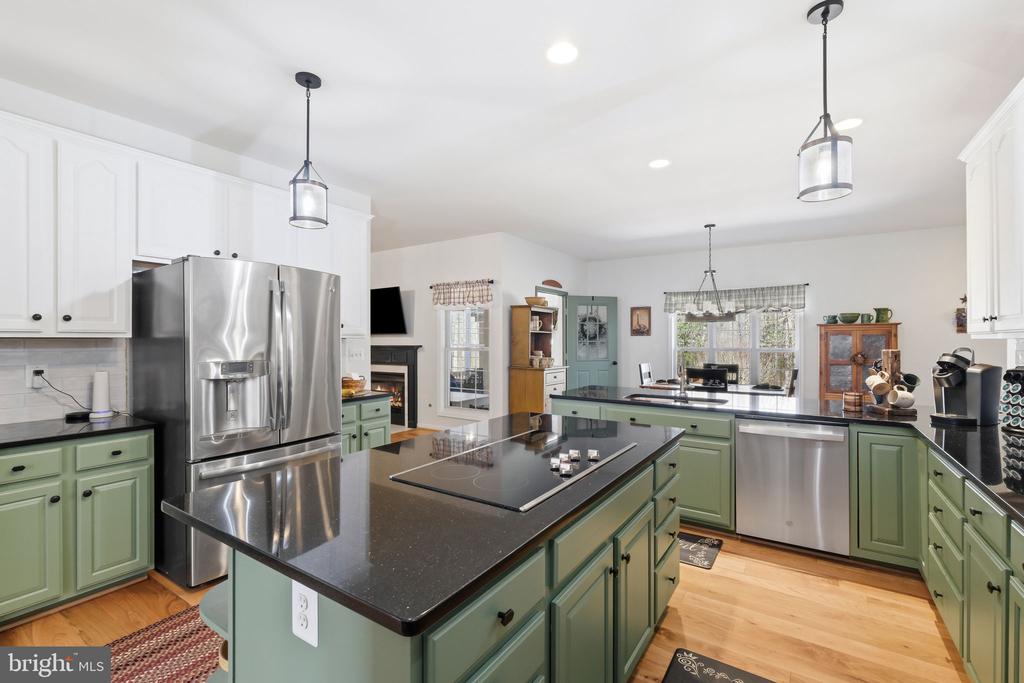 262 LONGWOOD DRIVE