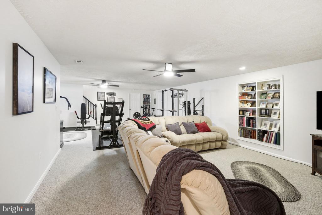262 LONGWOOD DRIVE