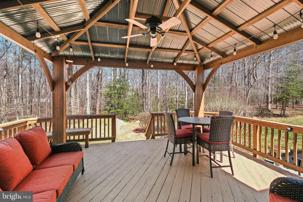 262 LONGWOOD DRIVE