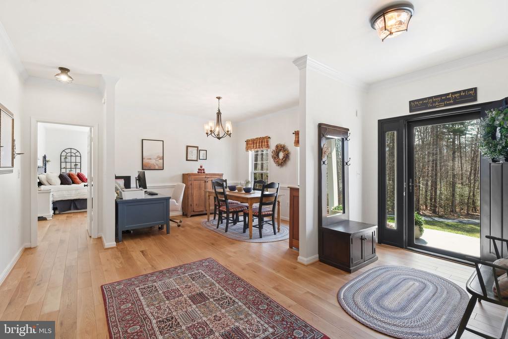 262 LONGWOOD DRIVE