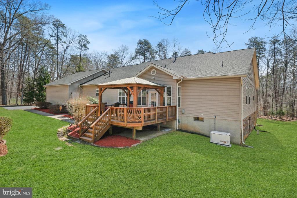 262 LONGWOOD DRIVE
