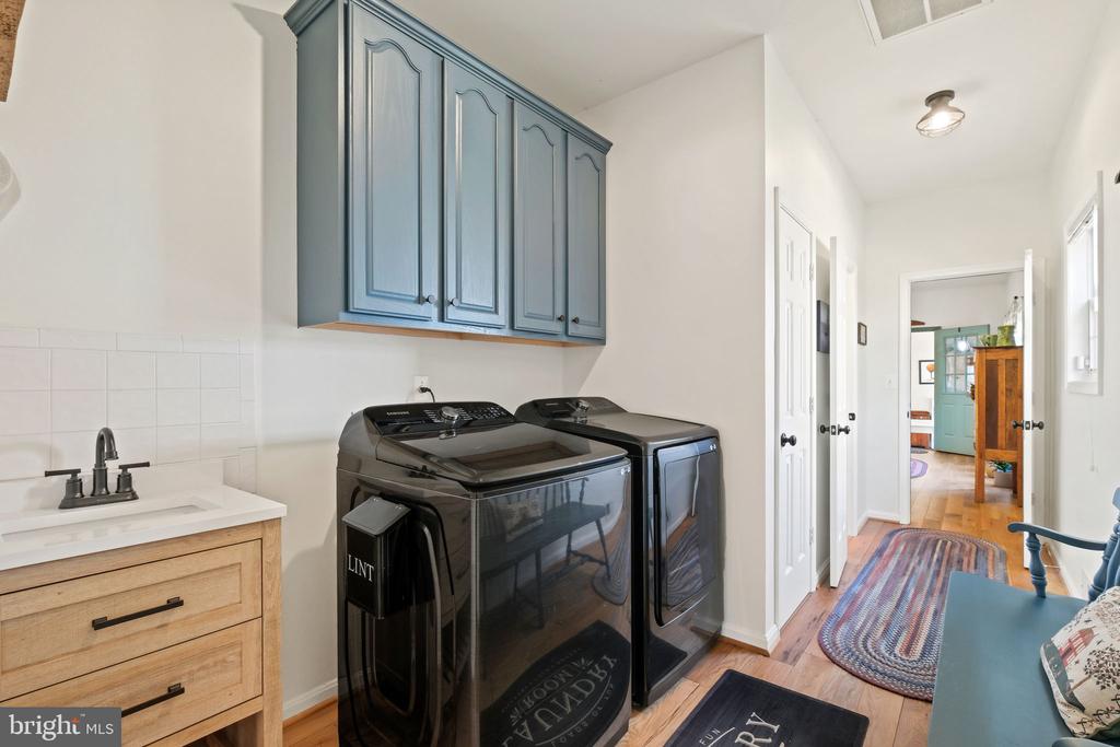262 LONGWOOD DRIVE