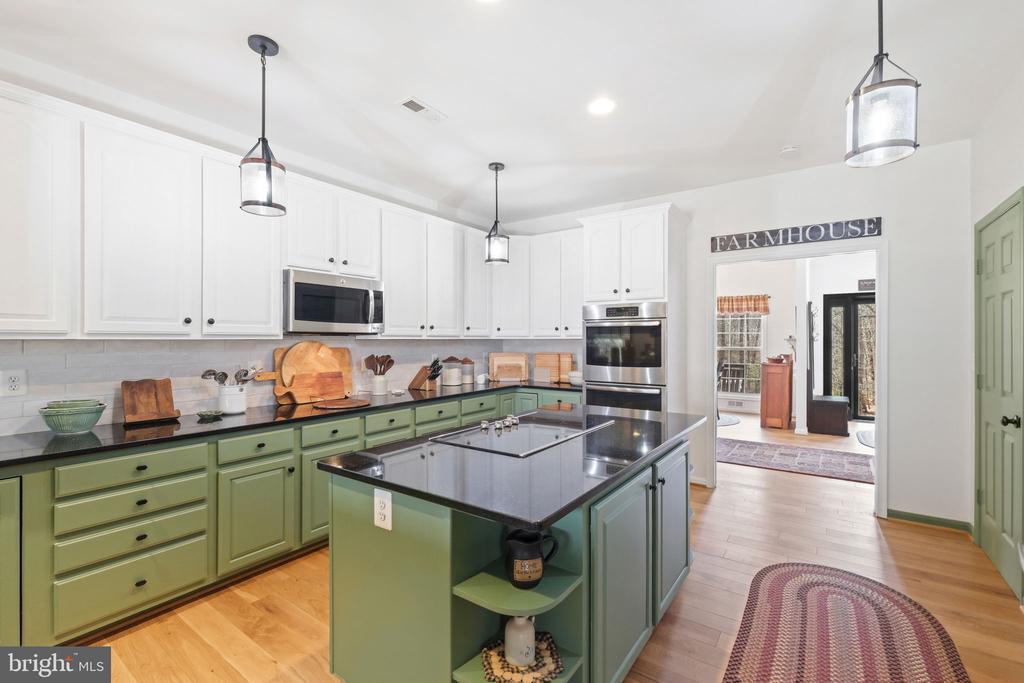 262 LONGWOOD DRIVE