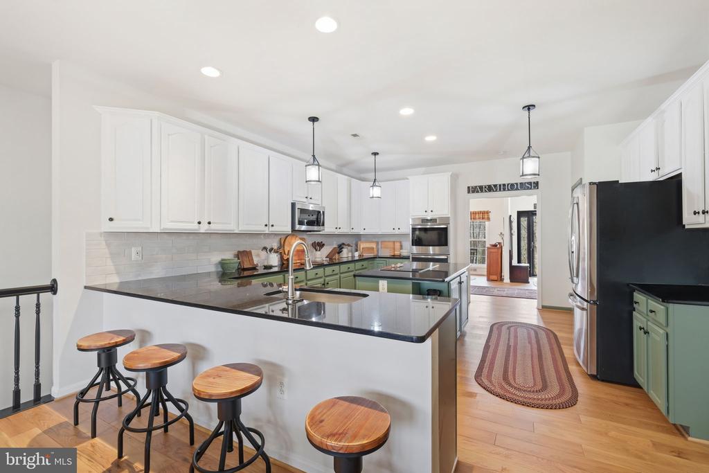 262 LONGWOOD DRIVE