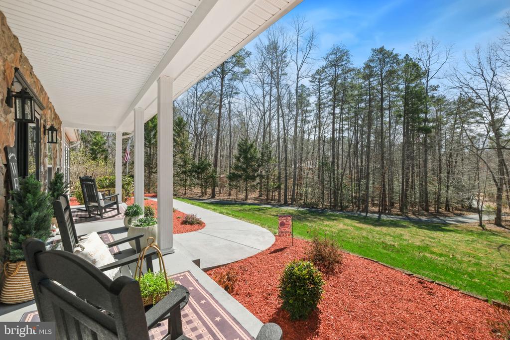 262 LONGWOOD DRIVE