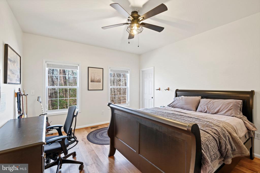 262 LONGWOOD DRIVE