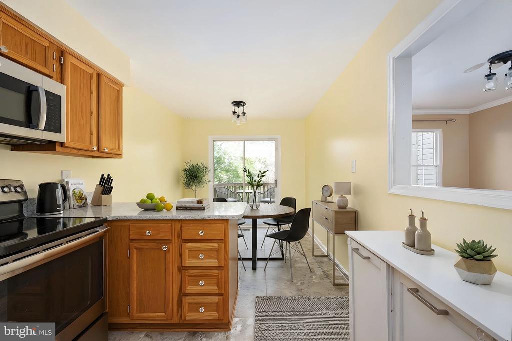 207 KNOLLWOOD COURT