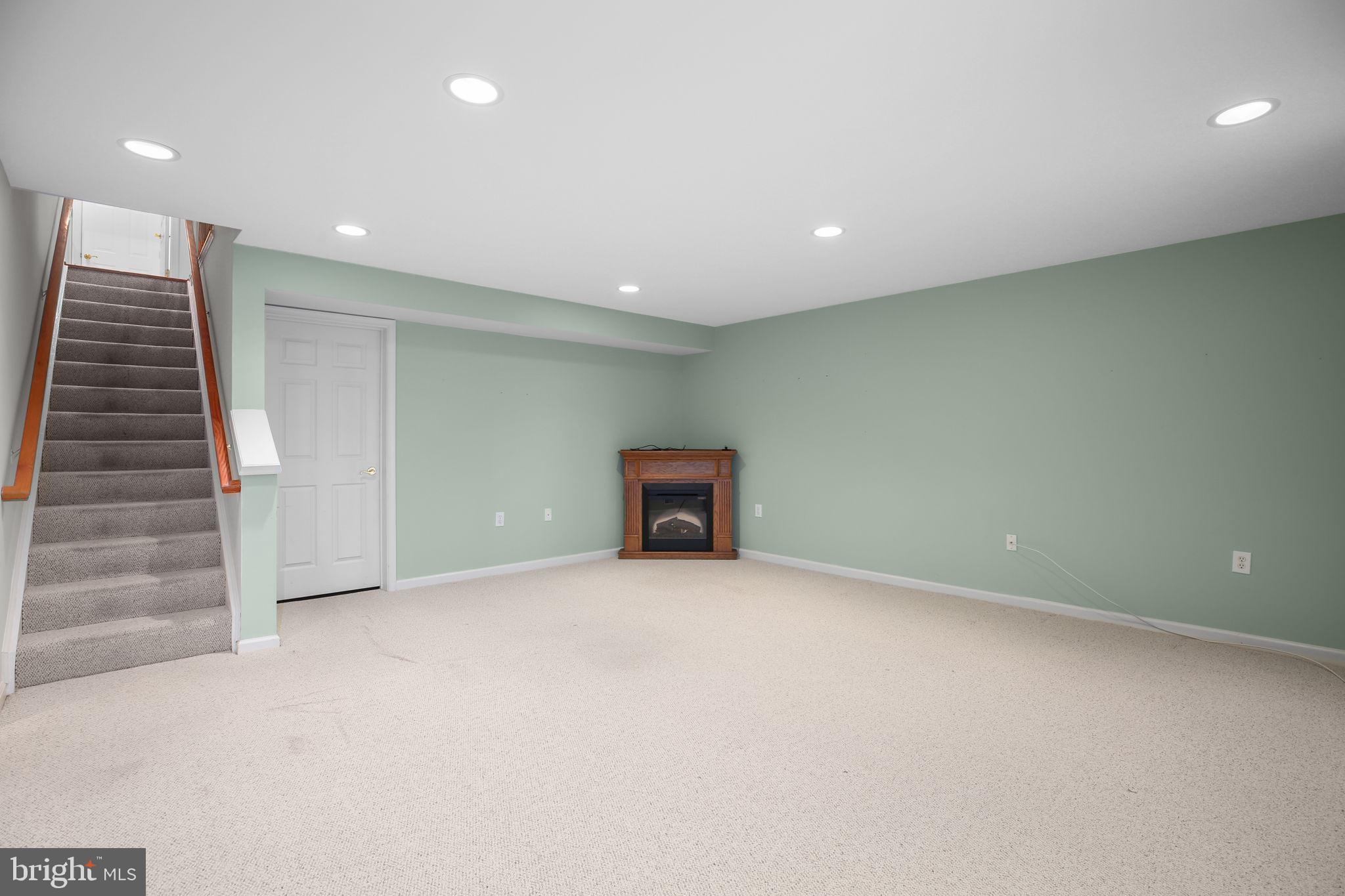 164 BRIDGEWATER CIRCLE