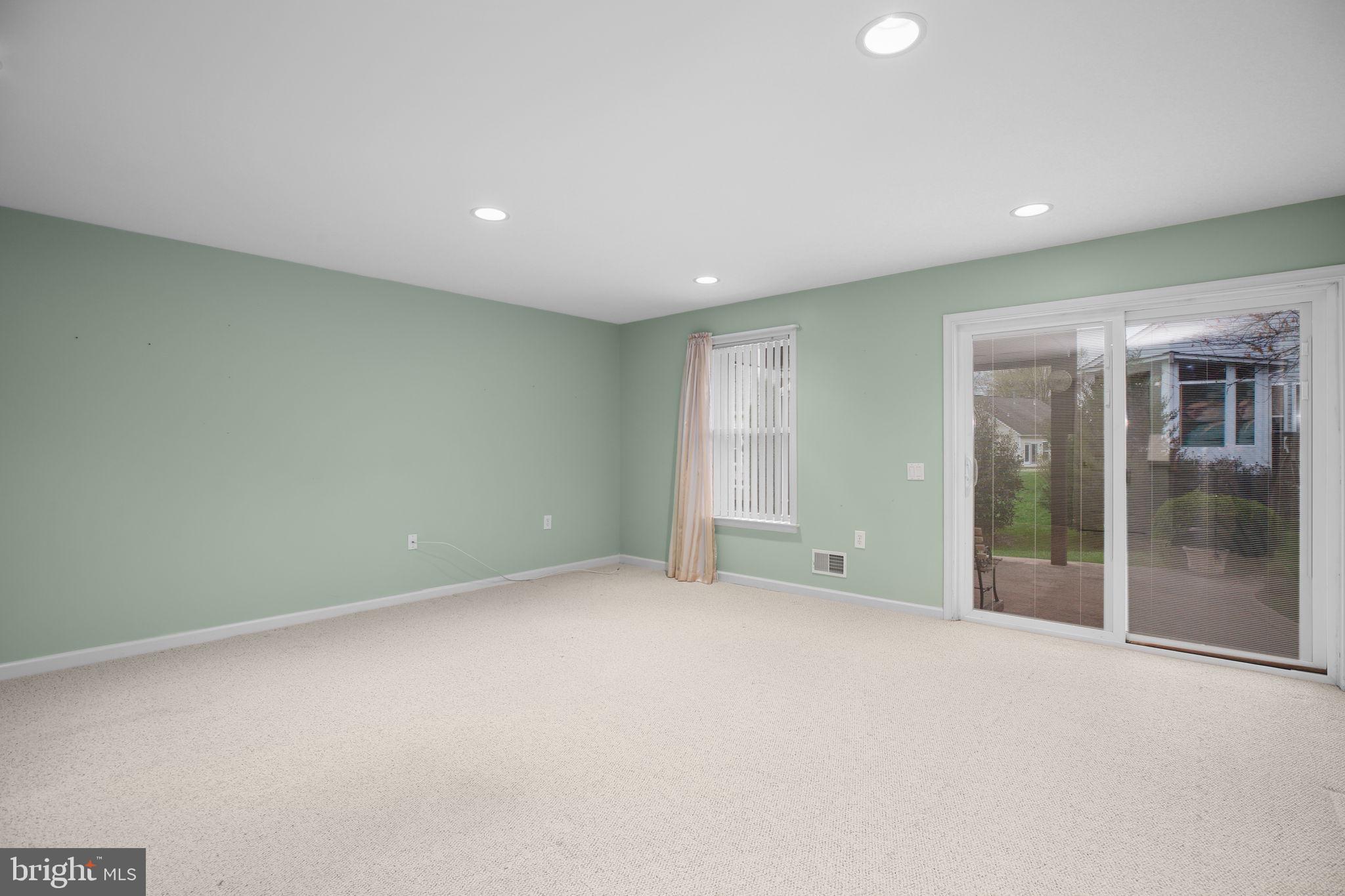 164 BRIDGEWATER CIRCLE