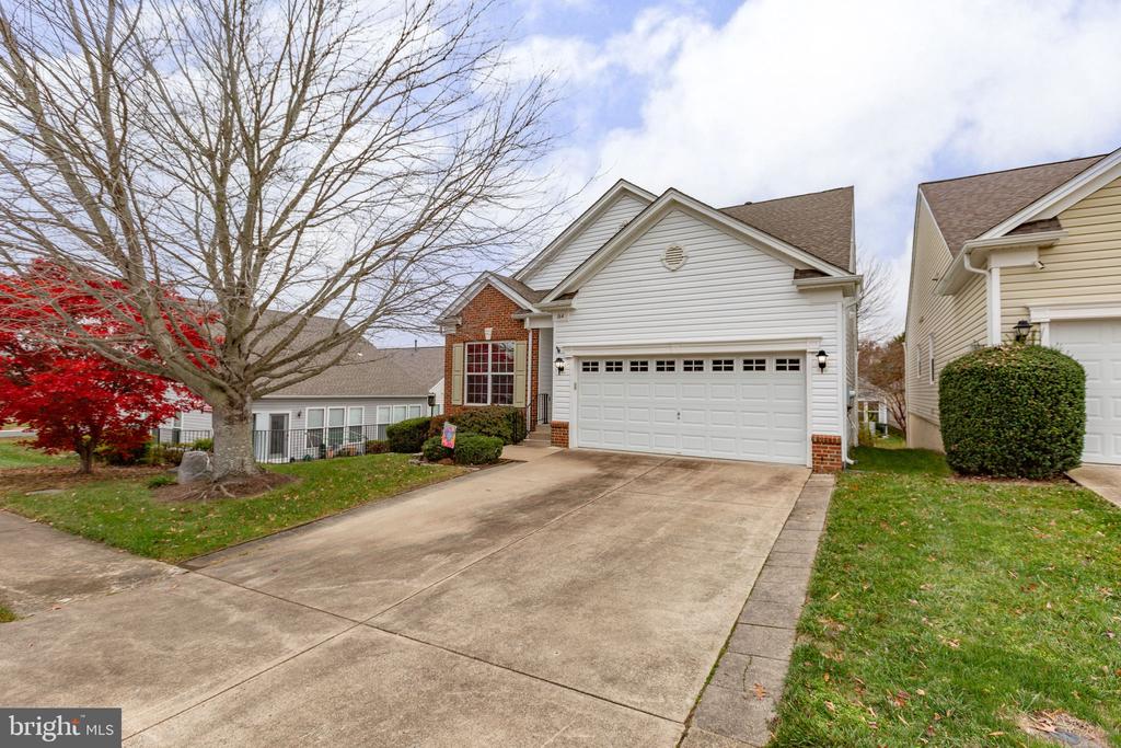 164 BRIDGEWATER CIRCLE