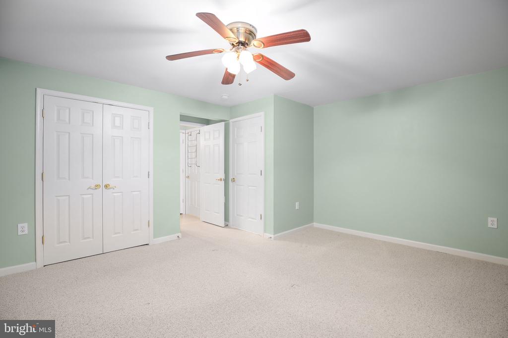 164 BRIDGEWATER CIRCLE
