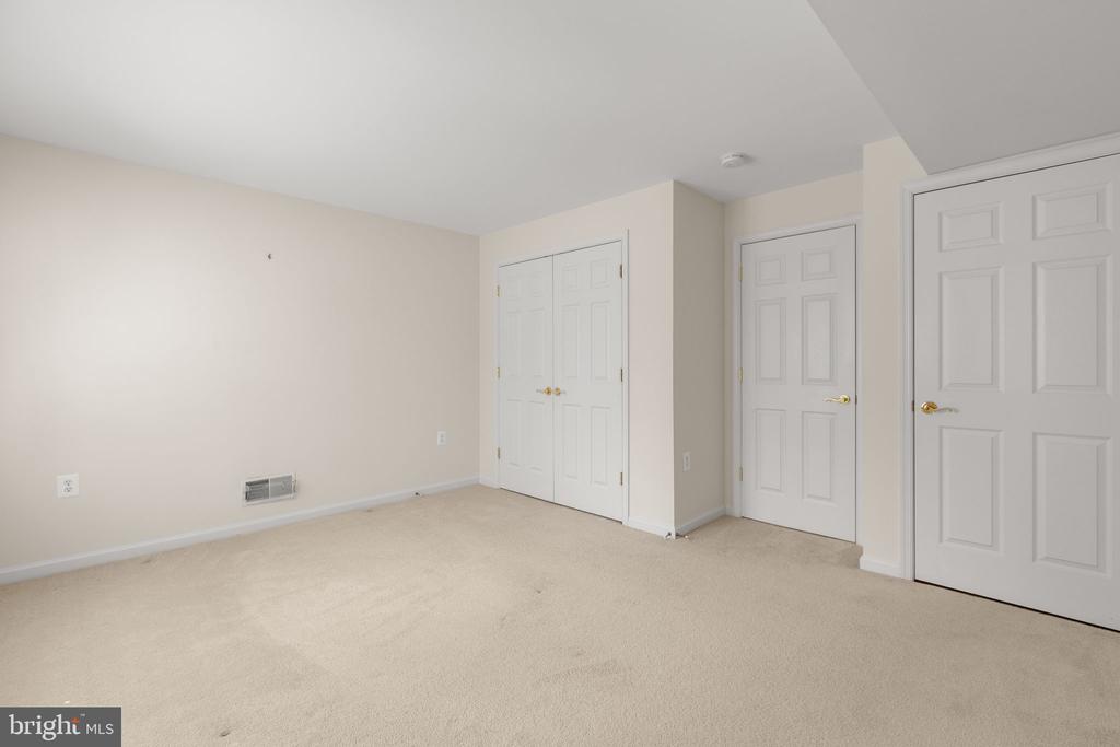 204 BRIDGEWATER CIRCLE