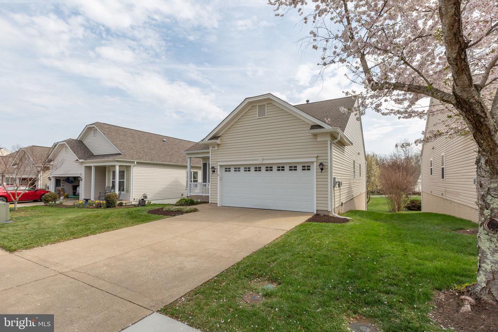 204 BRIDGEWATER CIRCLE