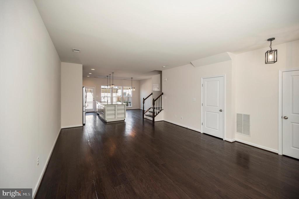208 FREESIA LANE
