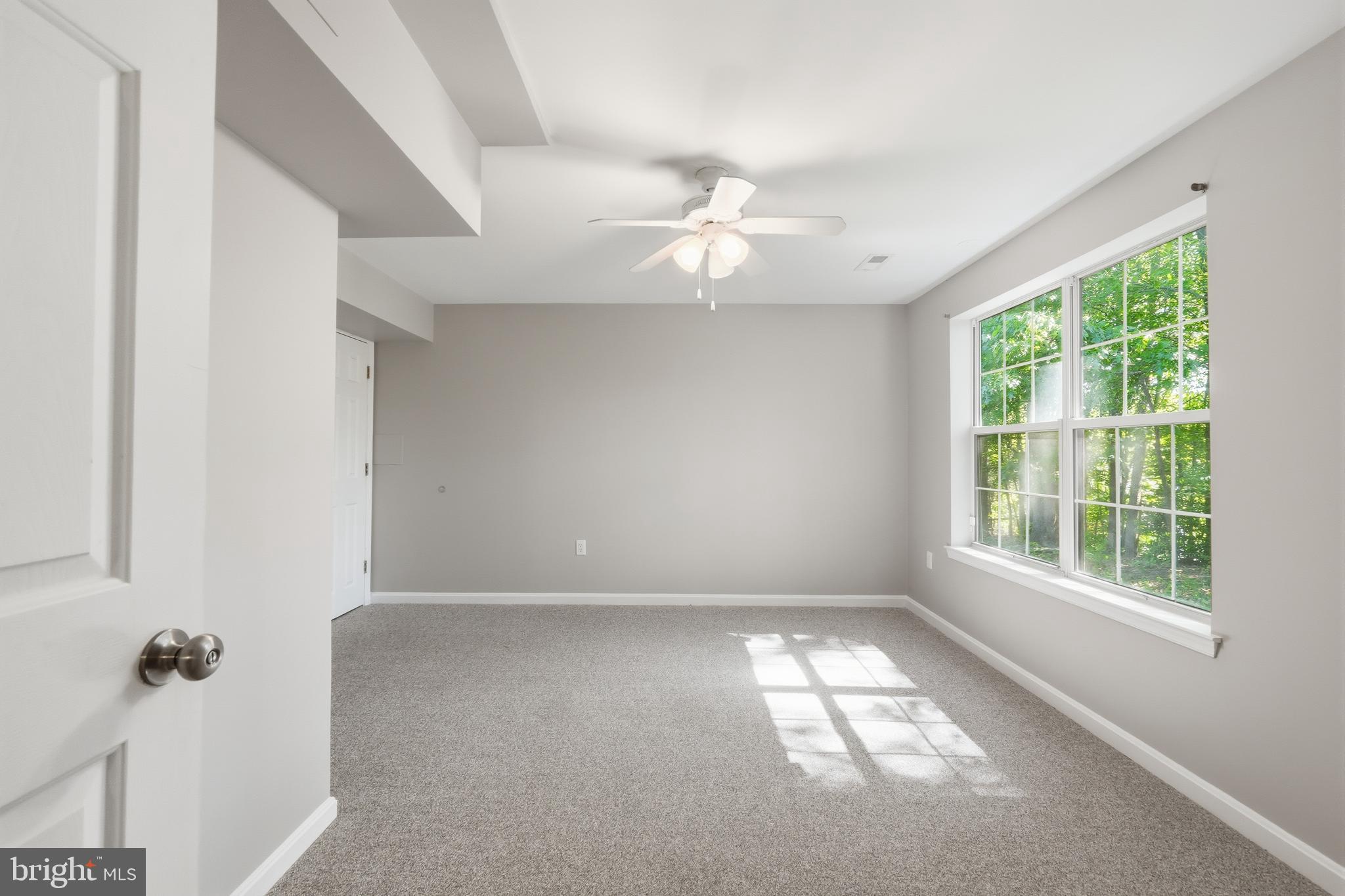 34 WESTHAMPTON COURT