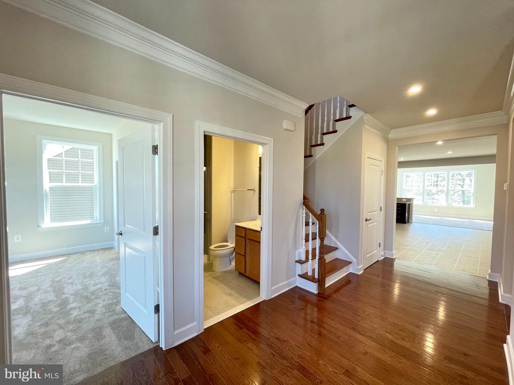 1308 COASTAL AVENUE