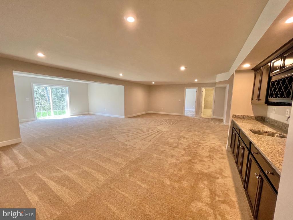 1308 COASTAL AVENUE