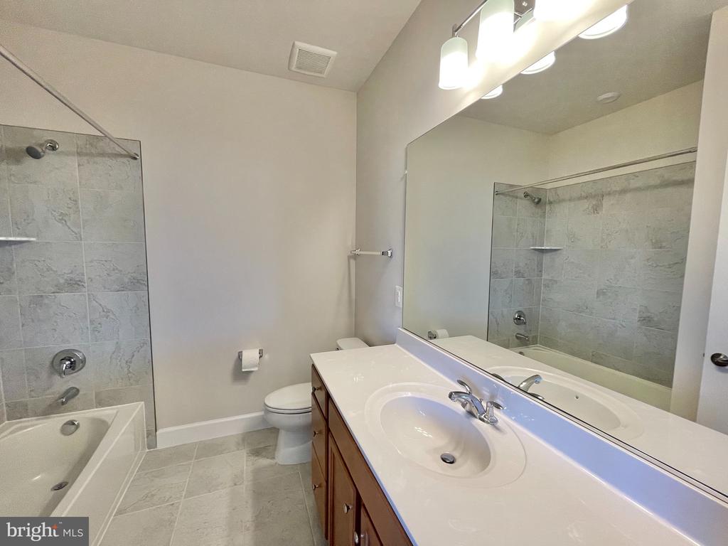 1308 COASTAL AVENUE