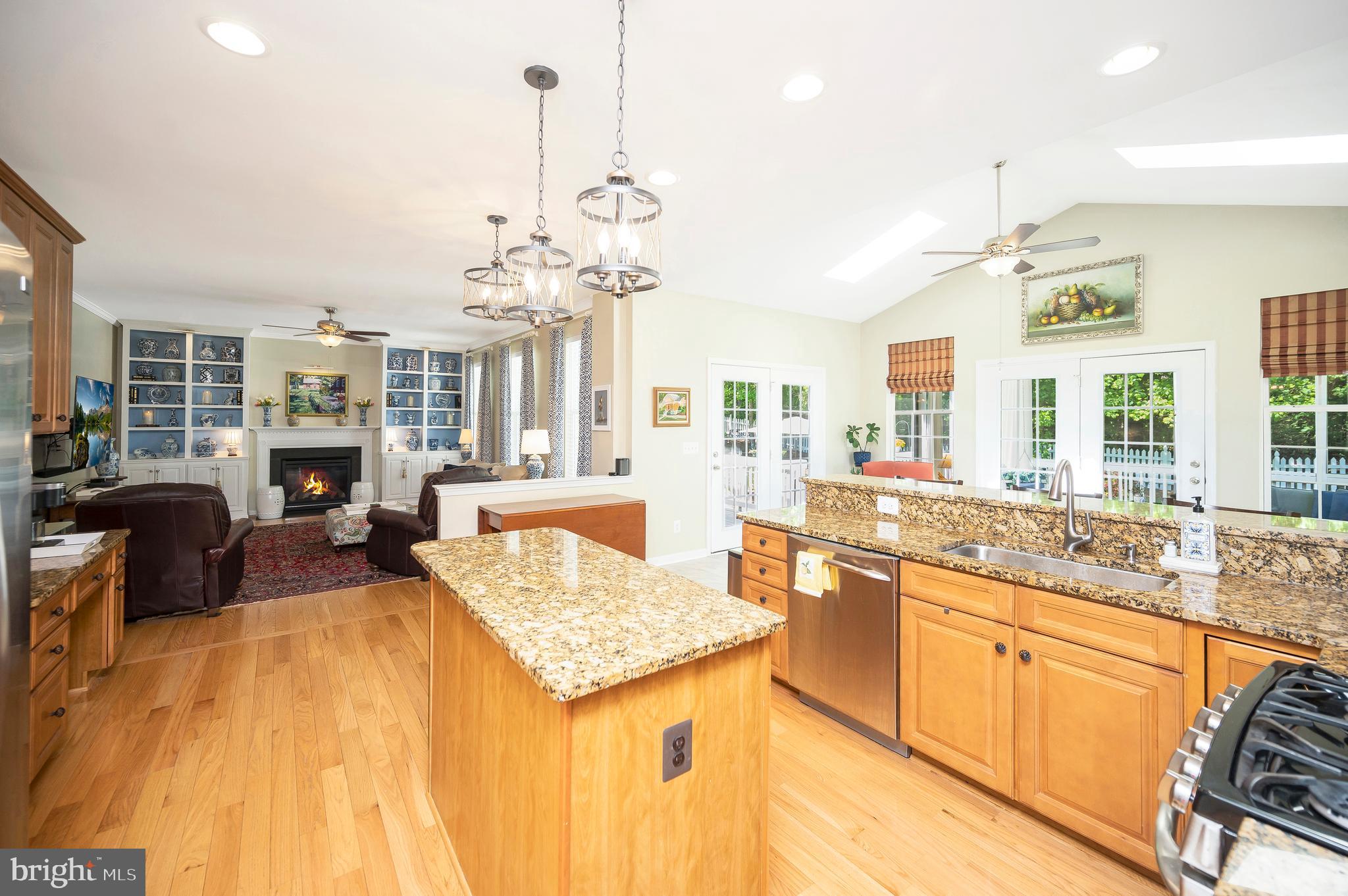 6 GLEN ALLEN COURT