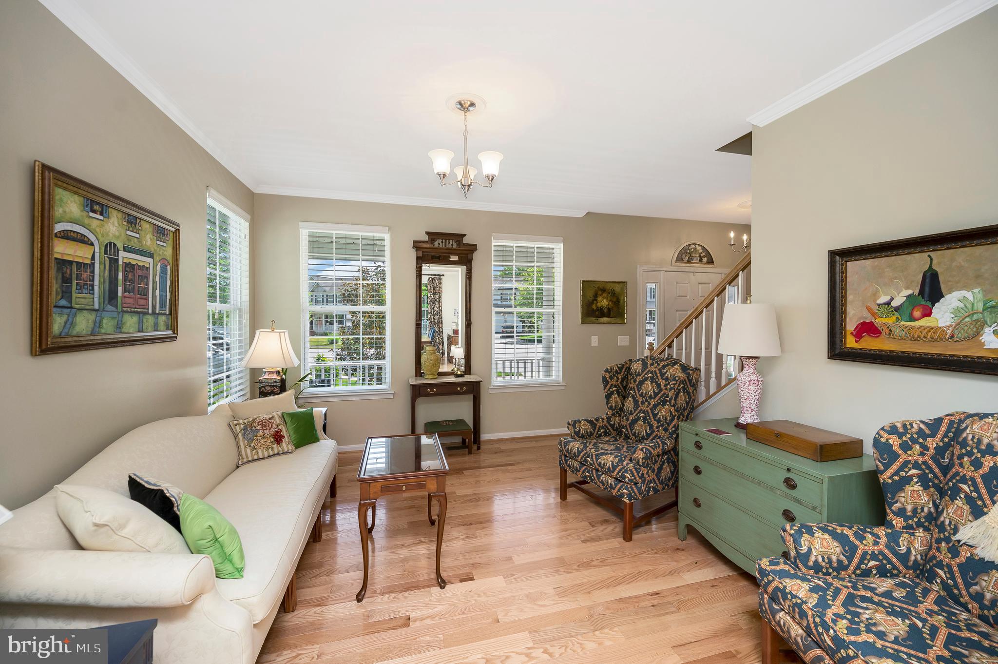 6 GLEN ALLEN COURT