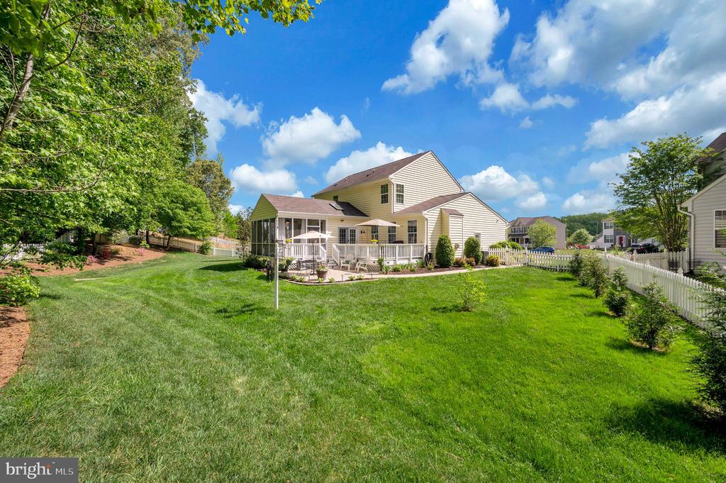 6 GLEN ALLEN COURT