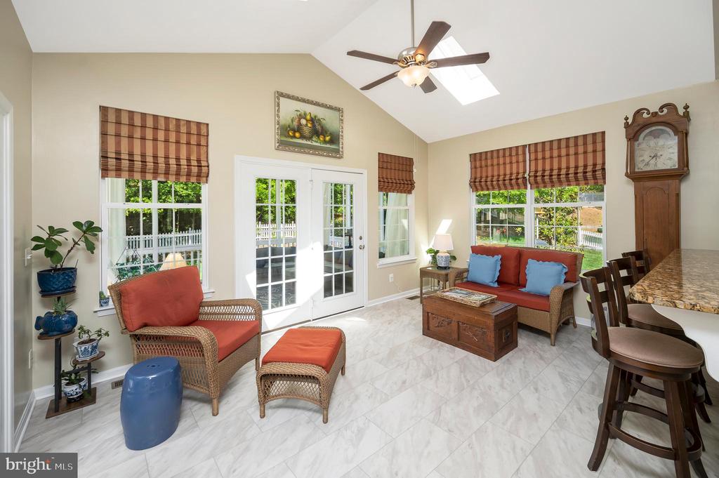 6 GLEN ALLEN COURT