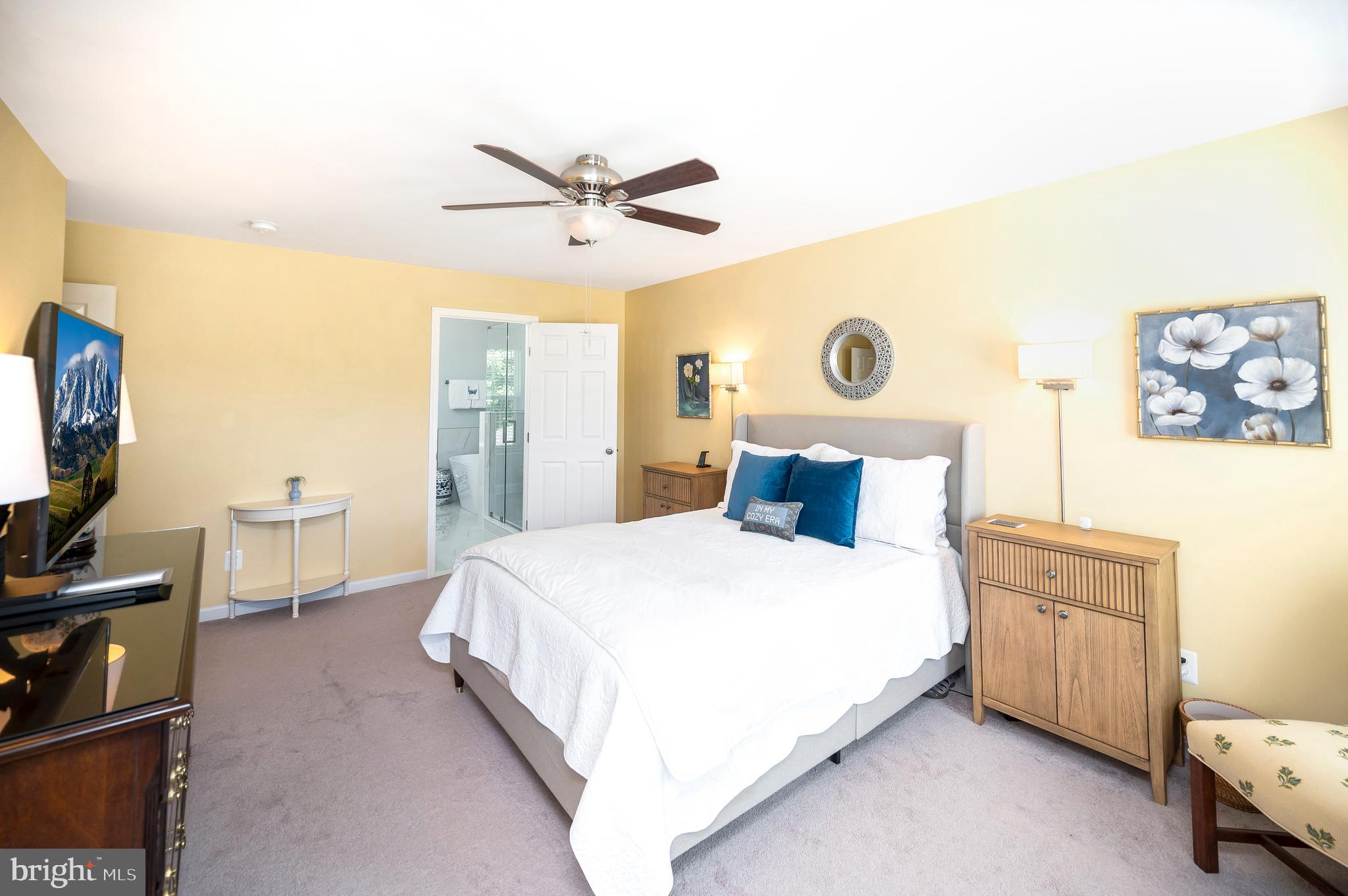 6 GLEN ALLEN COURT