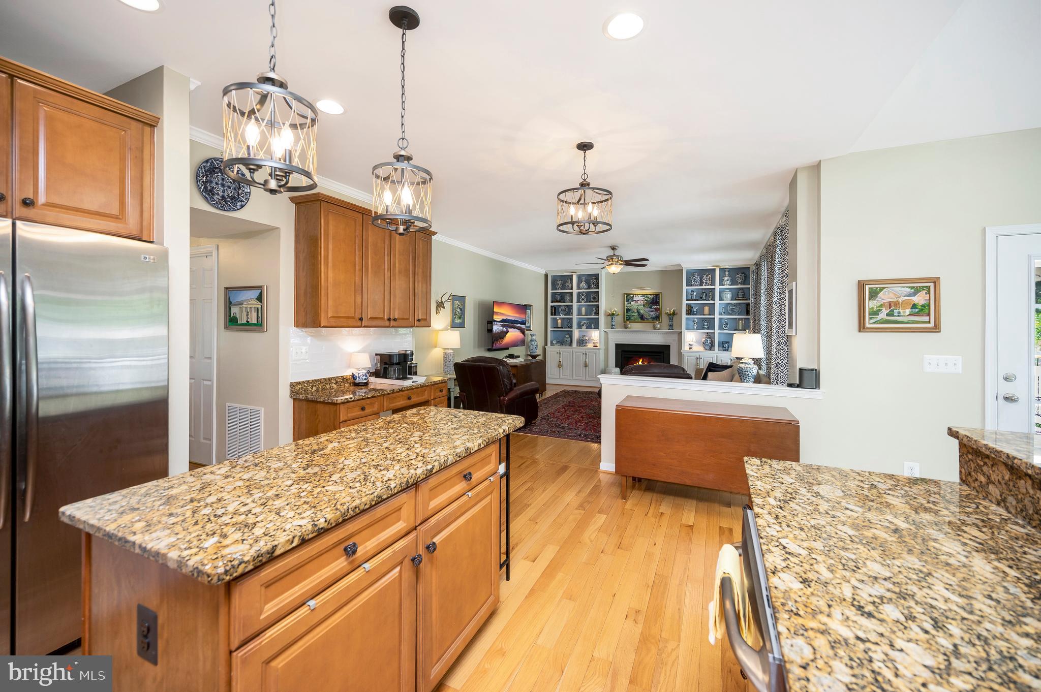 6 GLEN ALLEN COURT