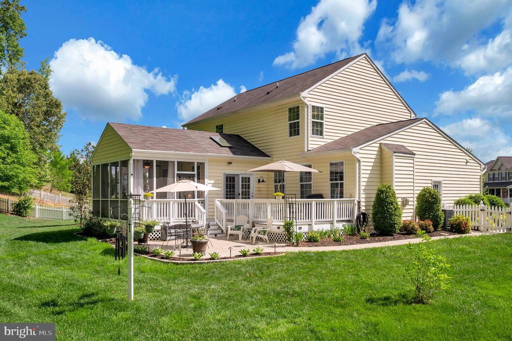 6 GLEN ALLEN COURT