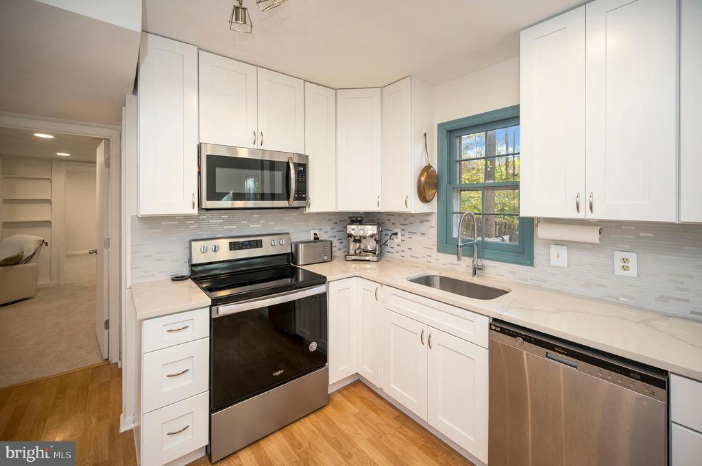 11 CHERRY LAUREL DRIVE