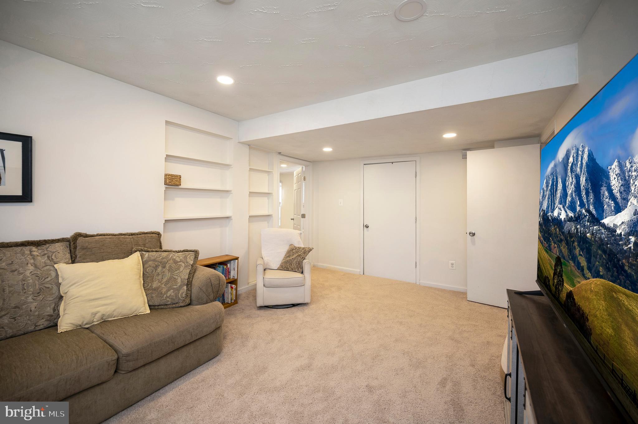 11 CHERRY LAUREL DRIVE