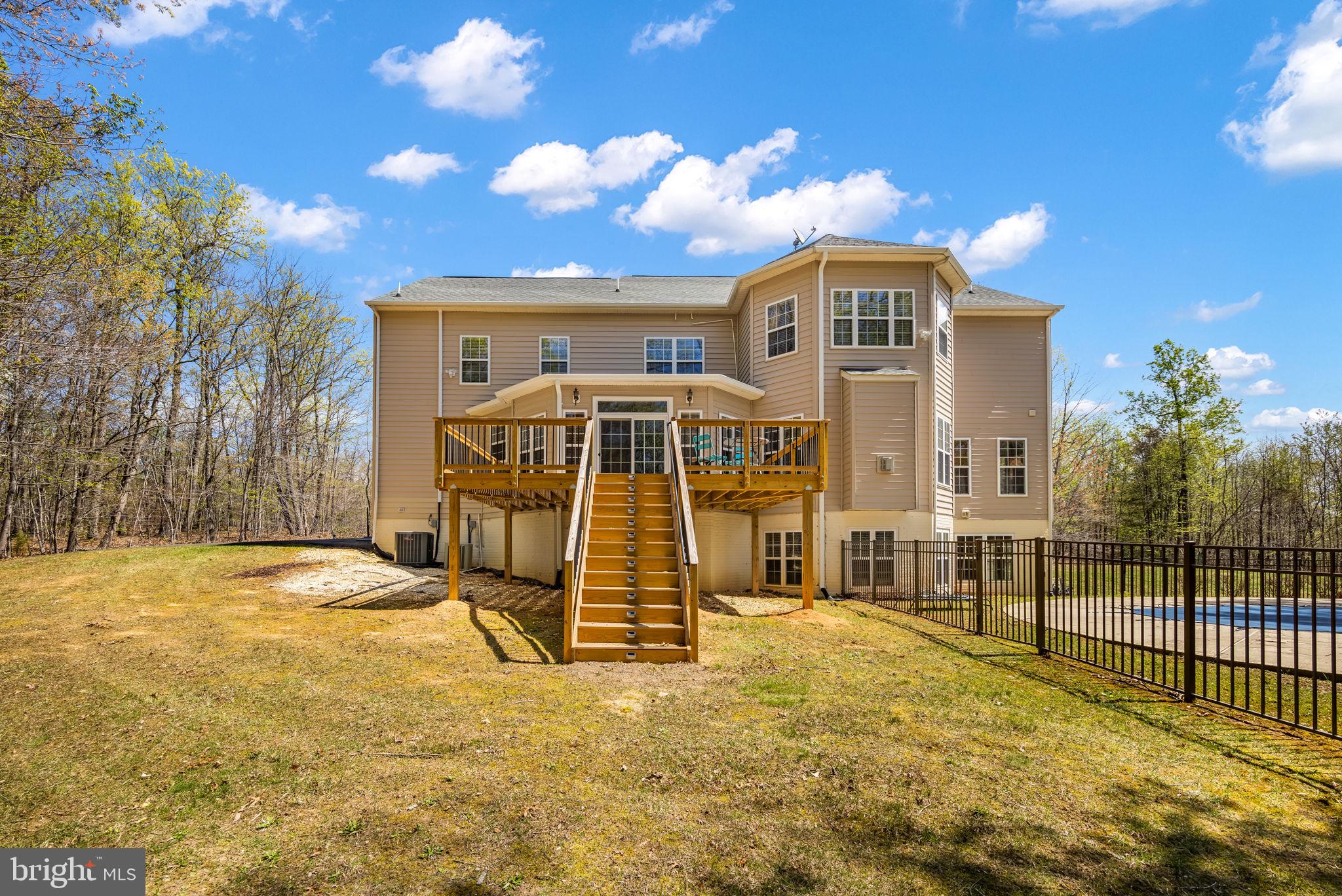 68 WILLOW RIDGE COURT