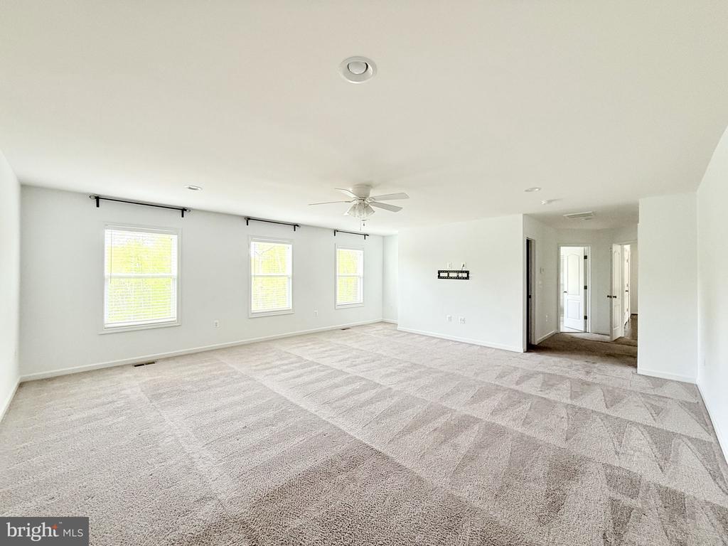 133 BROOKE POINT COURT