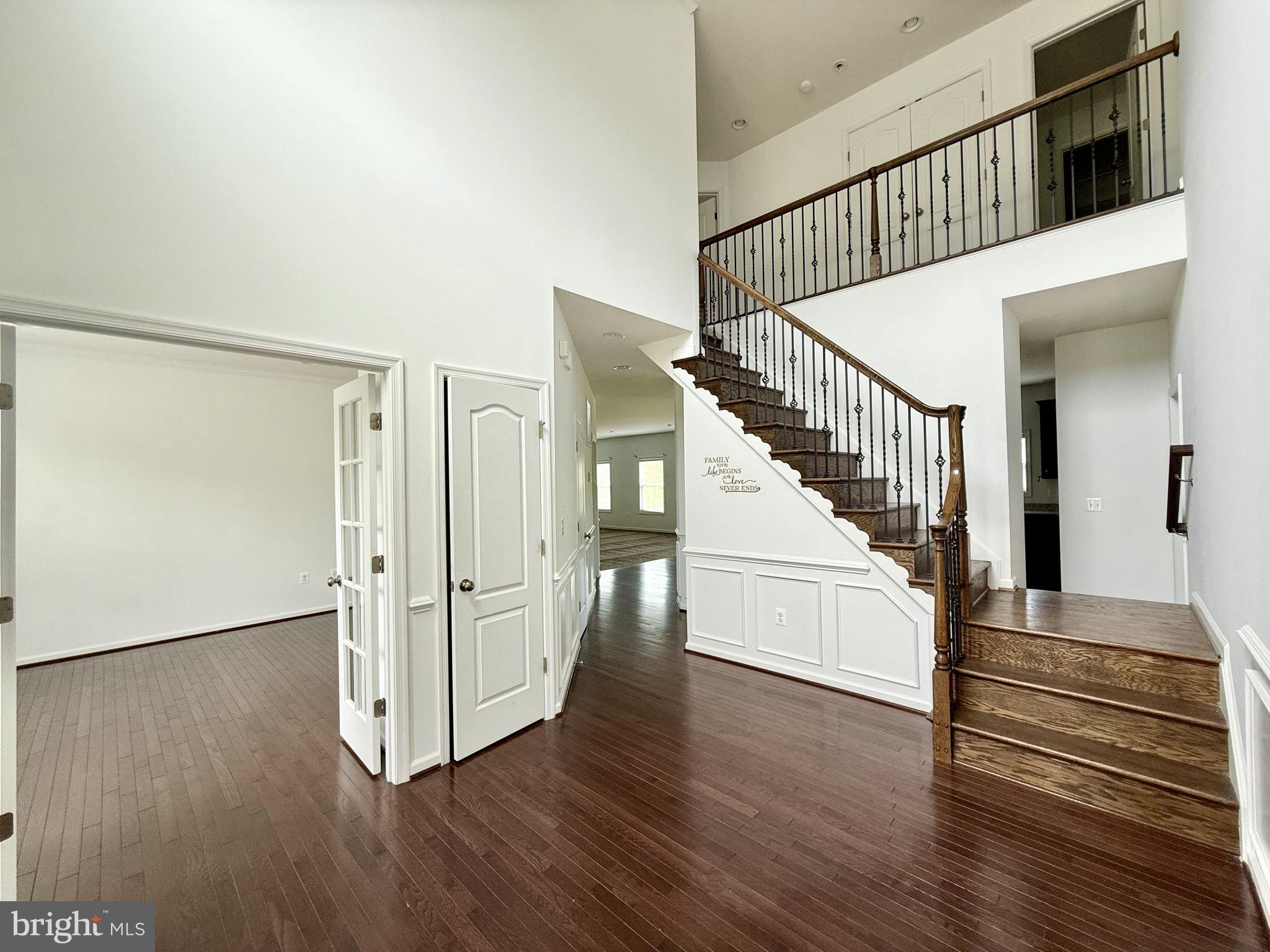 133 BROOKE POINT COURT