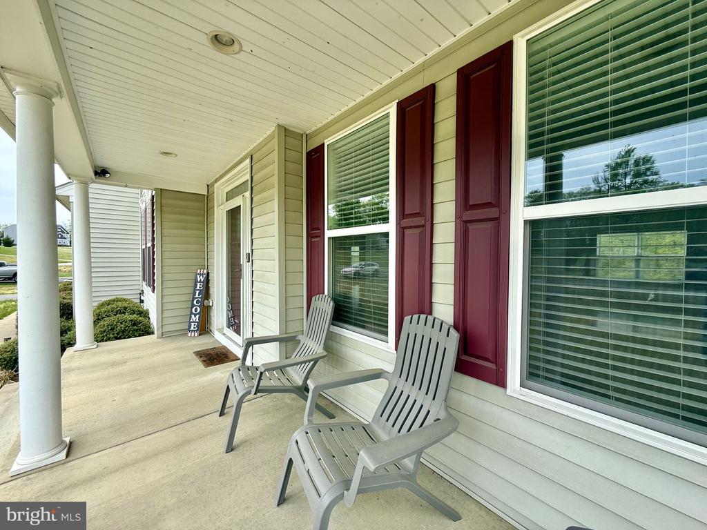 133 BROOKE POINT COURT