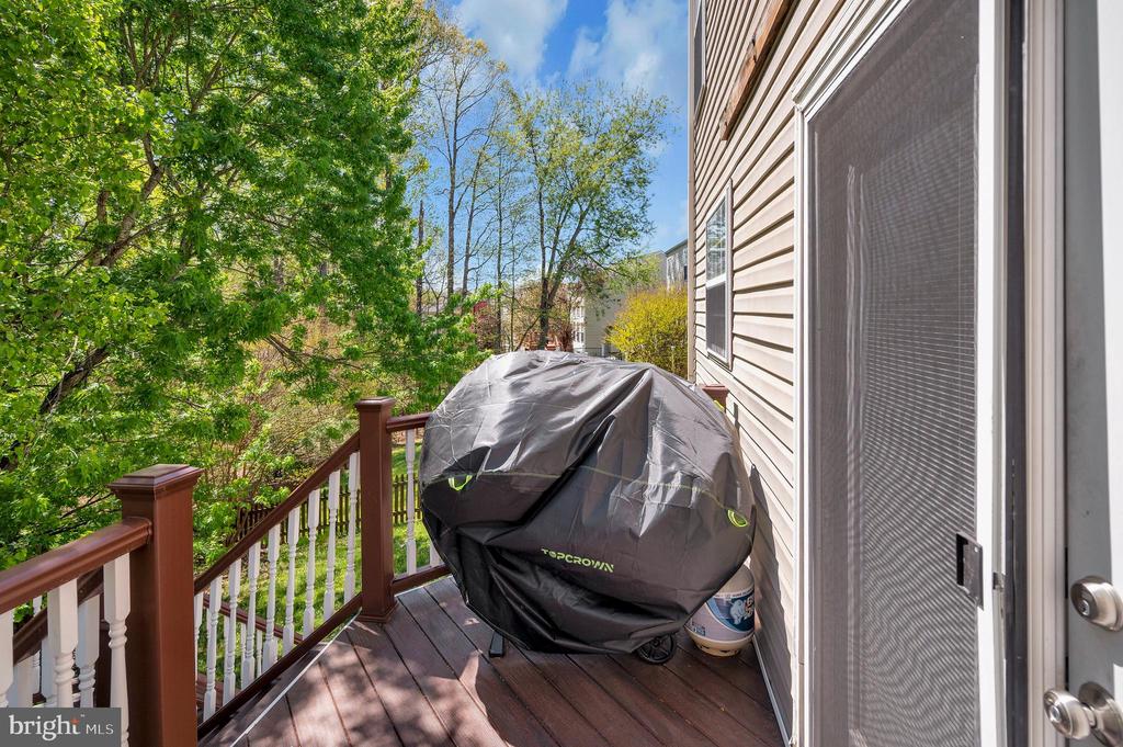 30 AURELIE DRIVE