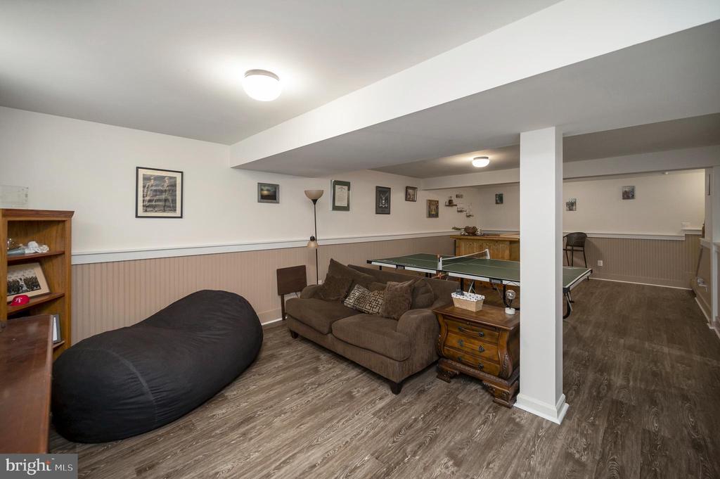 30 AURELIE DRIVE