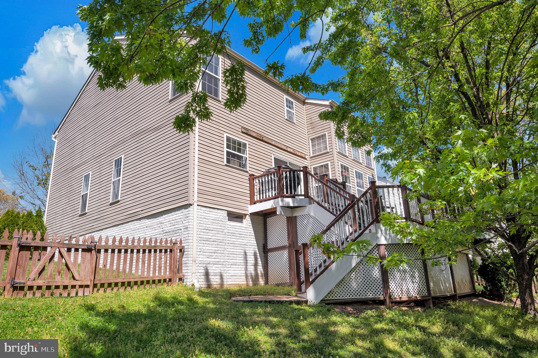 30 AURELIE DRIVE