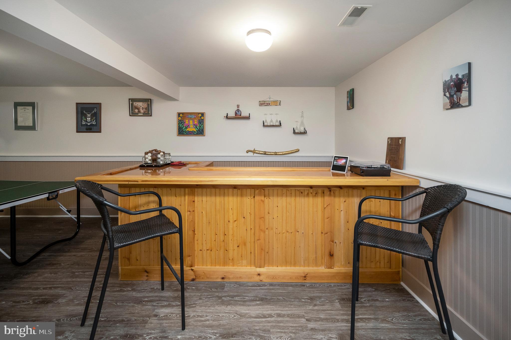 30 AURELIE DRIVE