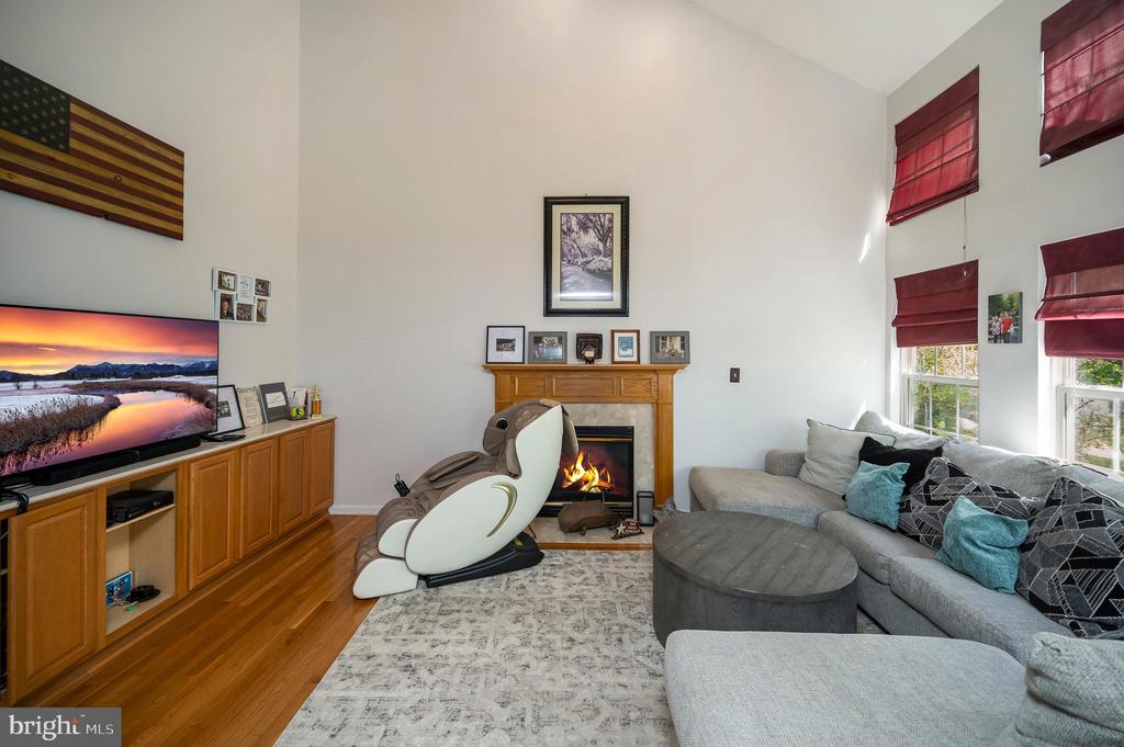 30 AURELIE DRIVE
