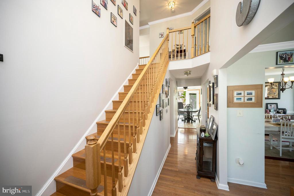 30 AURELIE DRIVE