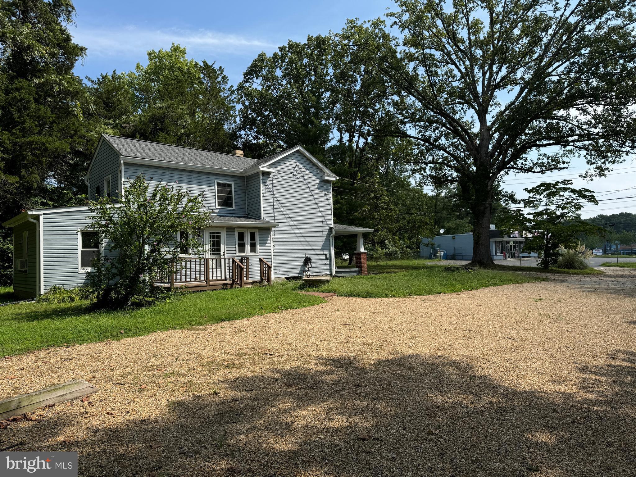 1005 MANNING DRIVE