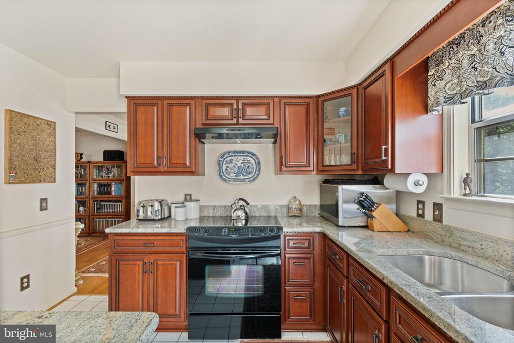5 LAWHORN ROAD
