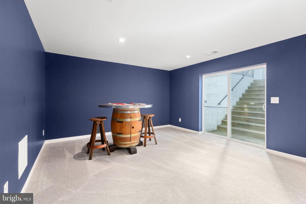 121 BRAFFERTON BOULEVARD