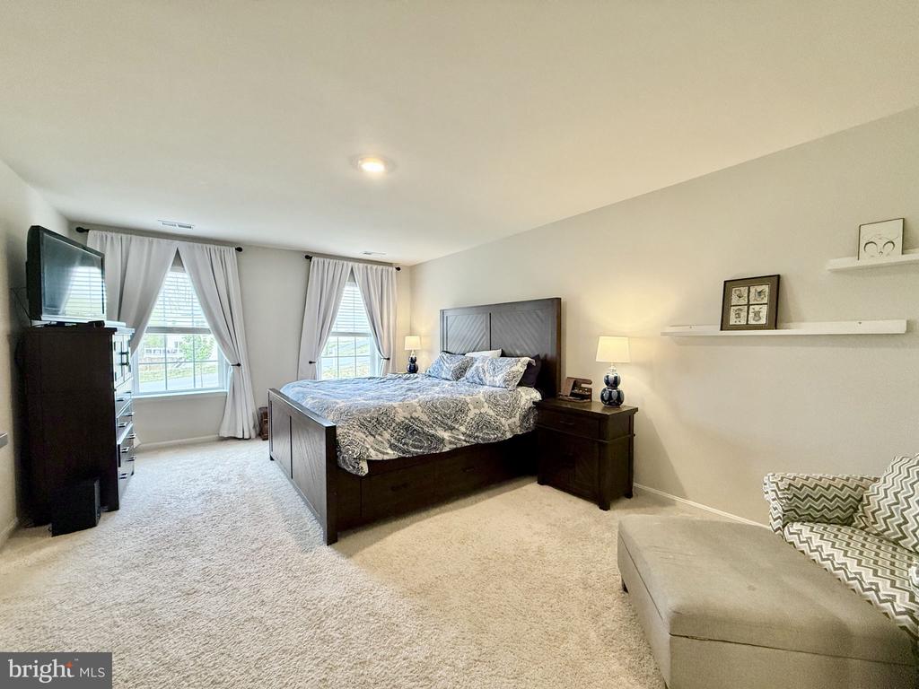 311 ROCK RAYMOND DRIVE