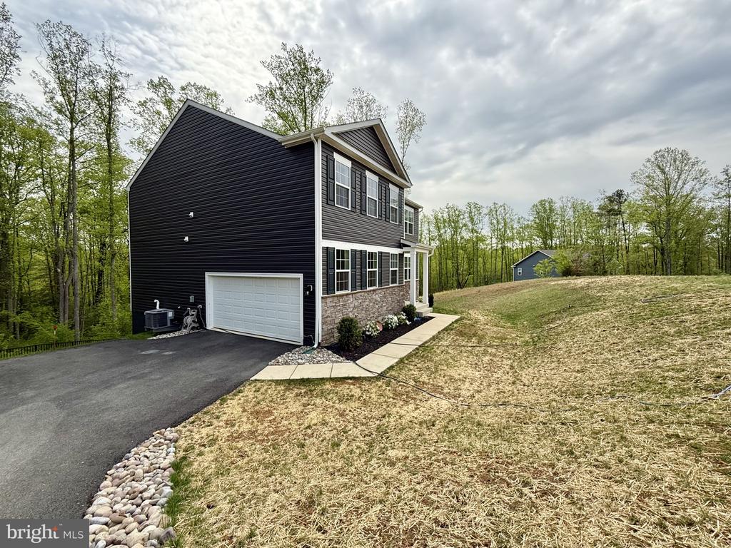311 ROCK RAYMOND DRIVE