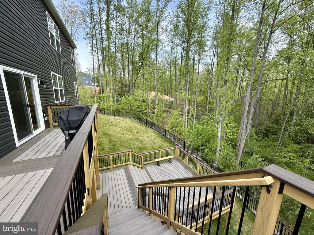 311 ROCK RAYMOND DRIVE