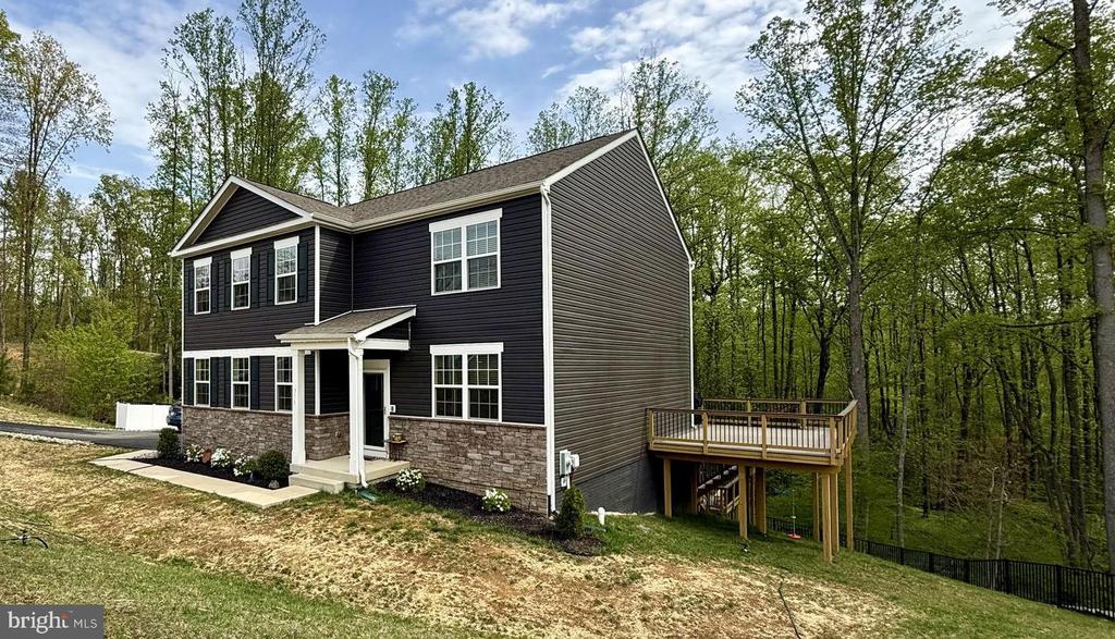 311 ROCK RAYMOND DRIVE