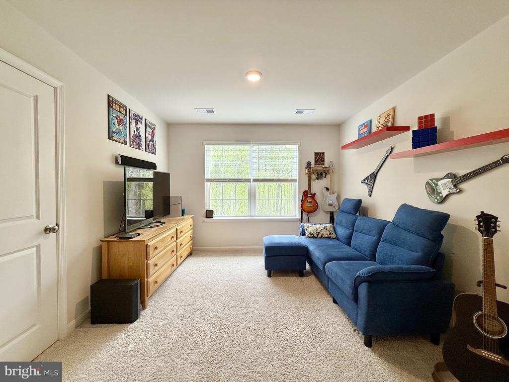 311 ROCK RAYMOND DRIVE