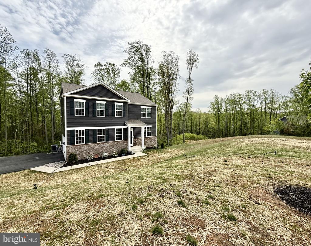 311 ROCK RAYMOND DRIVE